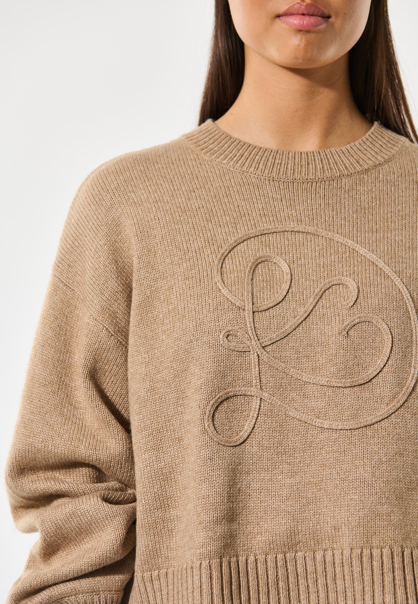 0630725 1531 102 Web