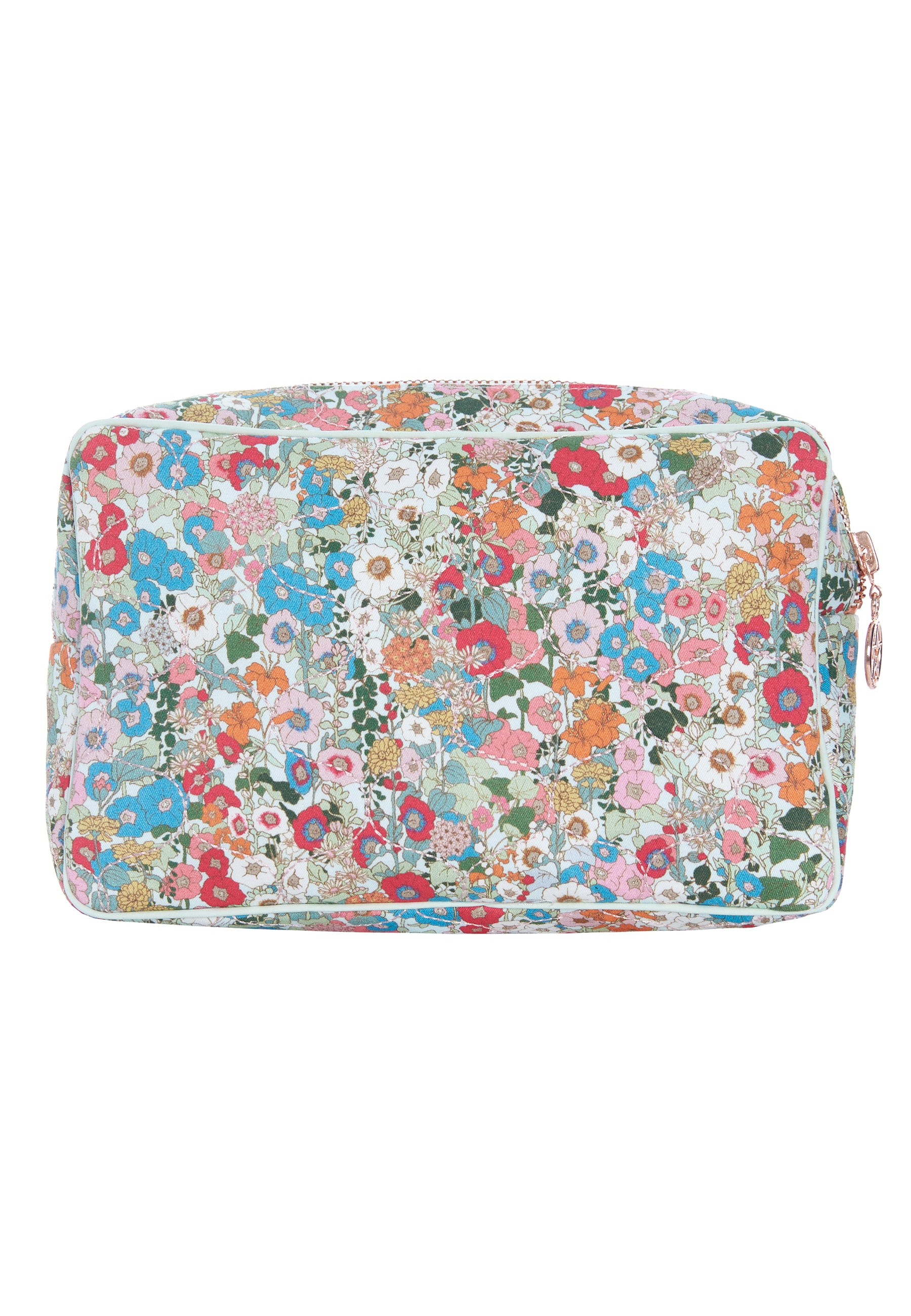 100-0122_5520_Highres