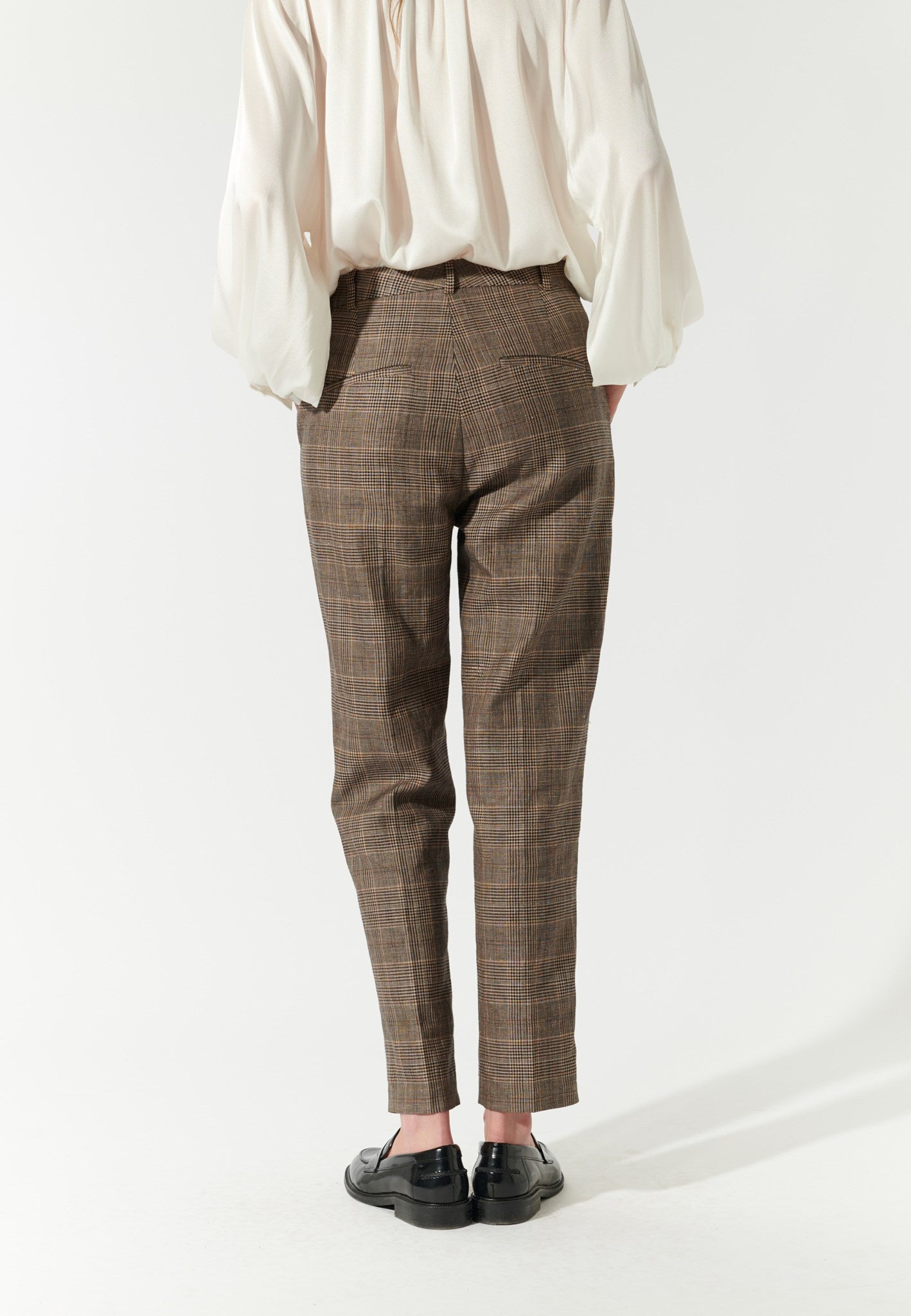 1391024 5819 WOM B (1)