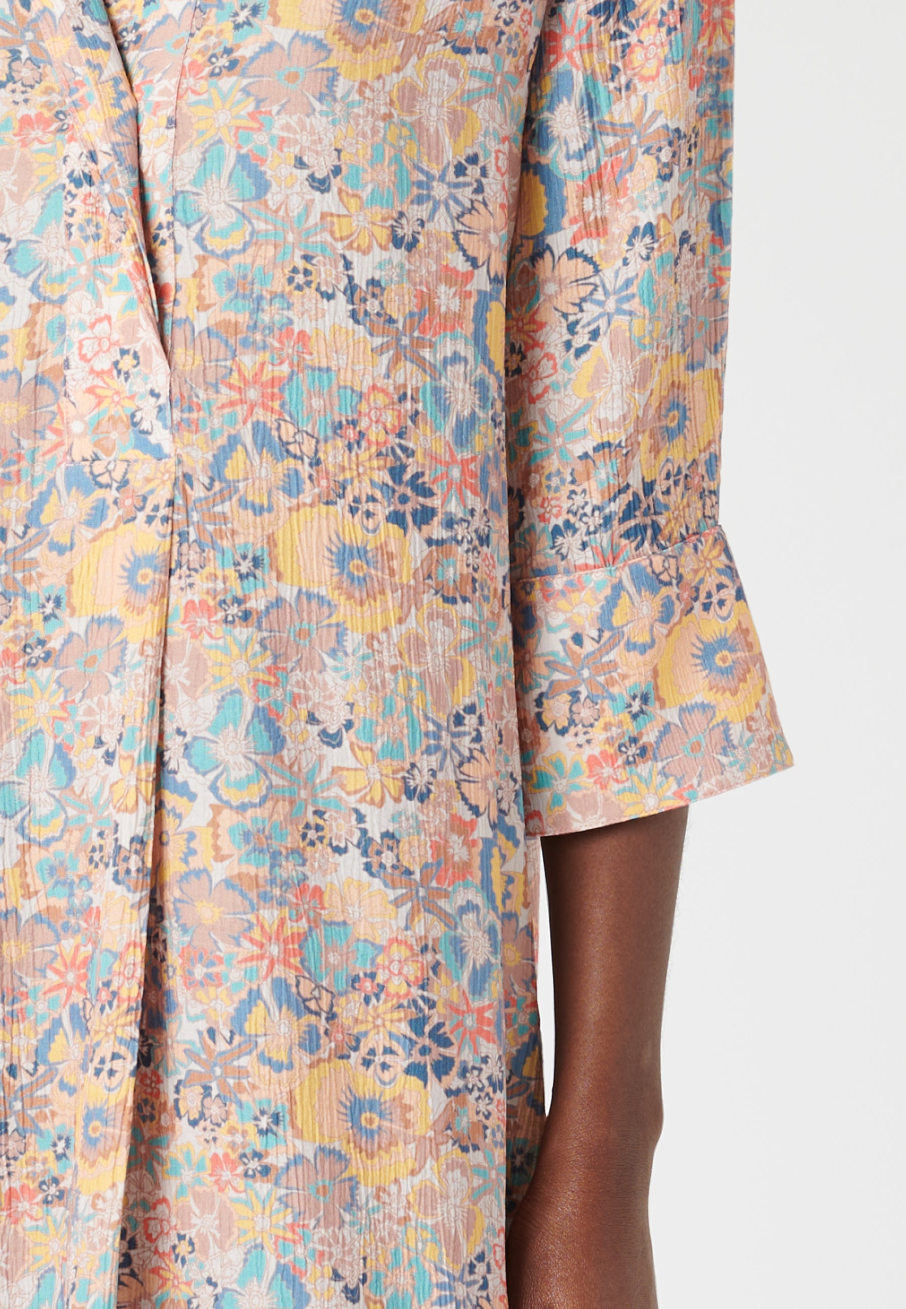 49-0123NS_5629_WOM_C