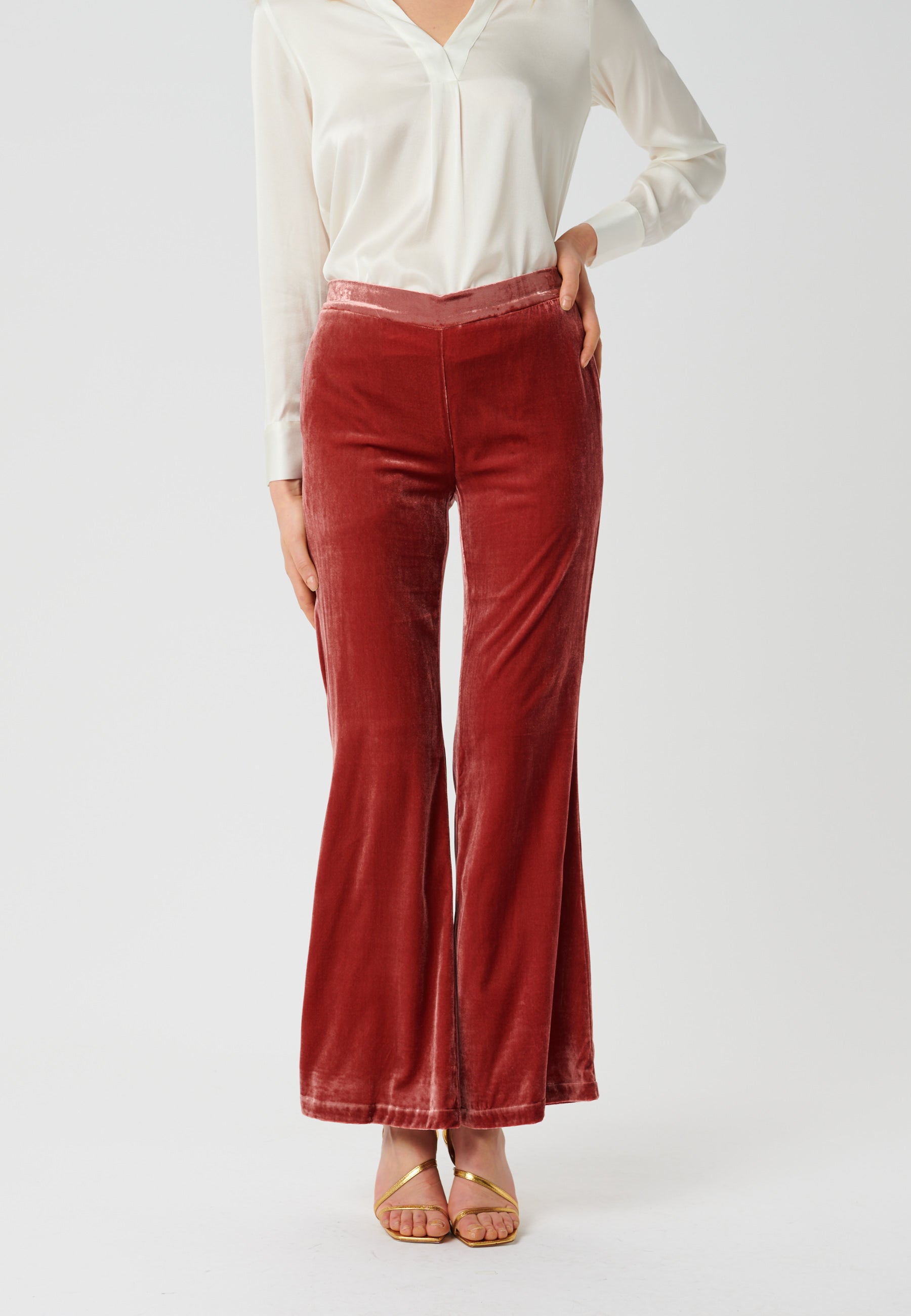 55-1022_3558_WOM_A