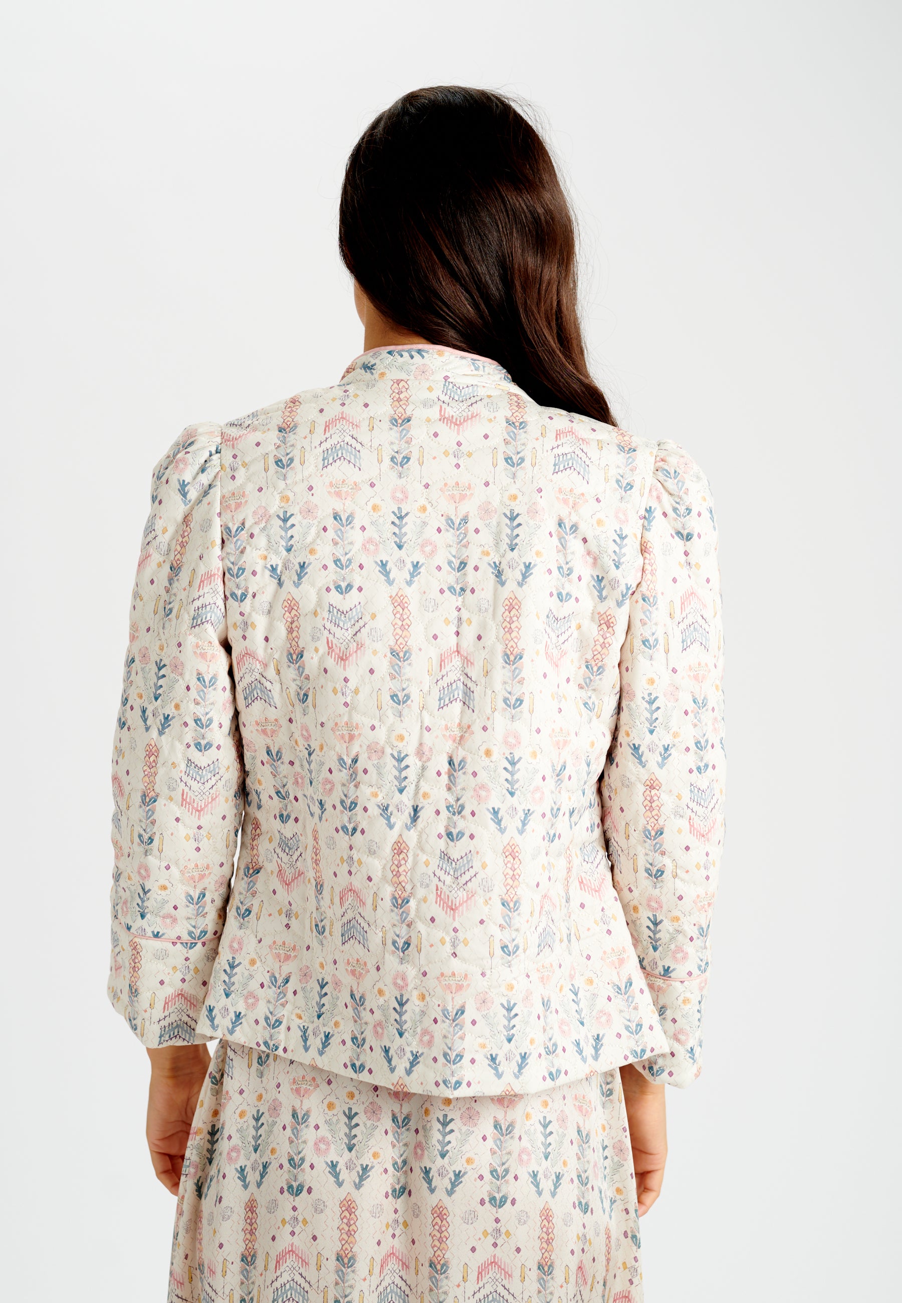77-0422CO_5534_WOM_B