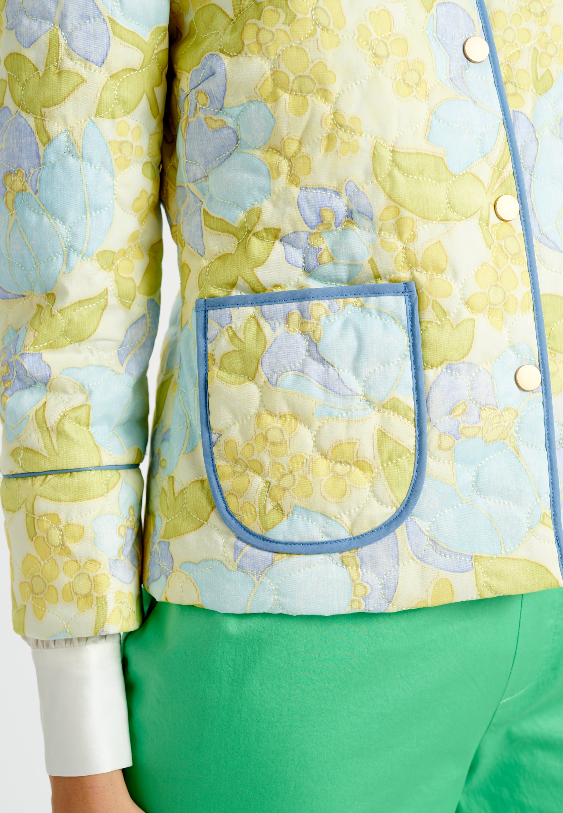 77-0422CO_5550_WOM_B