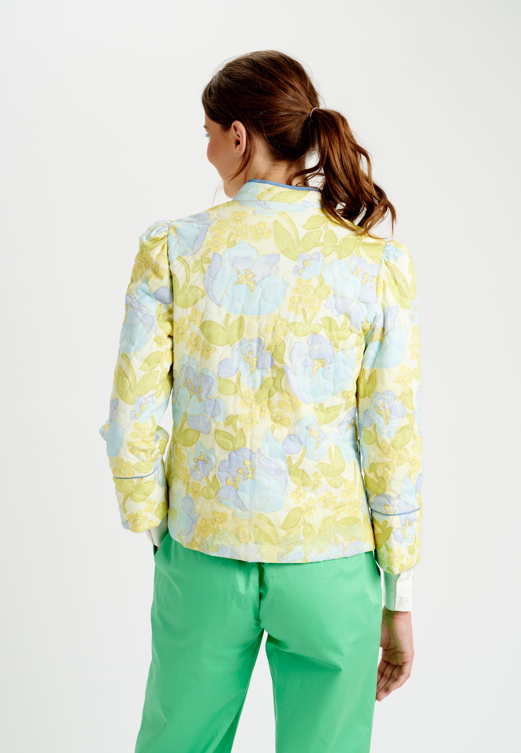 77-0422CO_5550_WOM_C